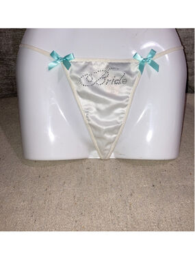 Vintage Victoria’s Secret Veil Bride Satin Back Bow Thong Panties Sexy Things M